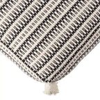 Pouf Ister rayé crème et noir fait main