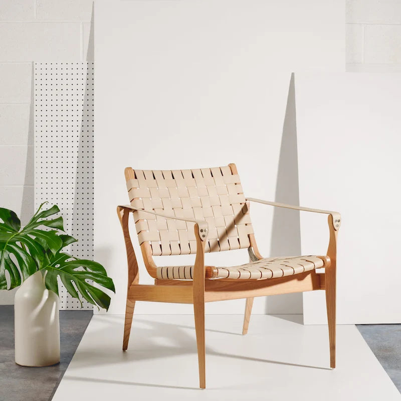 Chaise de safari en cuir Zenica SAFAVIEH Couture - 24,5 L x 30 P x 30 H - 25 L x 30 P x 30 H